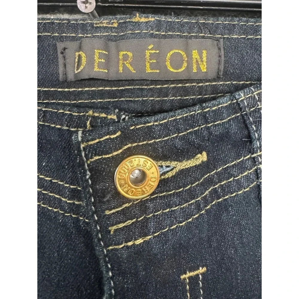 Dereon Mens Dark Wash Denim Cargo Shorts Contrast Stitch Streetwear Size 7/8 NWT